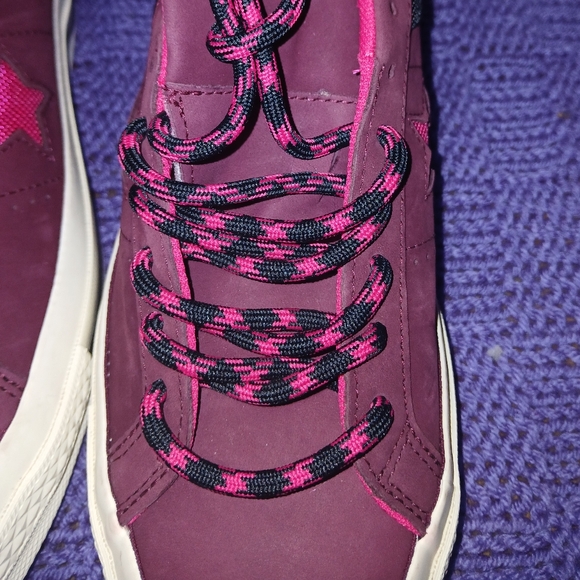 Sneakers - Picture 6 of 6